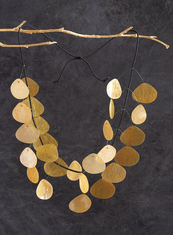 Golden Petals Kinetic Necklace